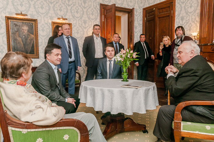Потомок Аигиных академик Михаил Ахметьев